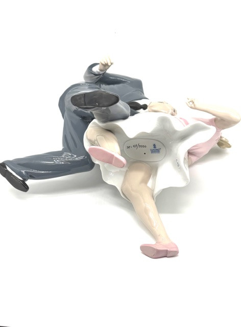 Статуэтка Lladro “ Потанцуем? “ 